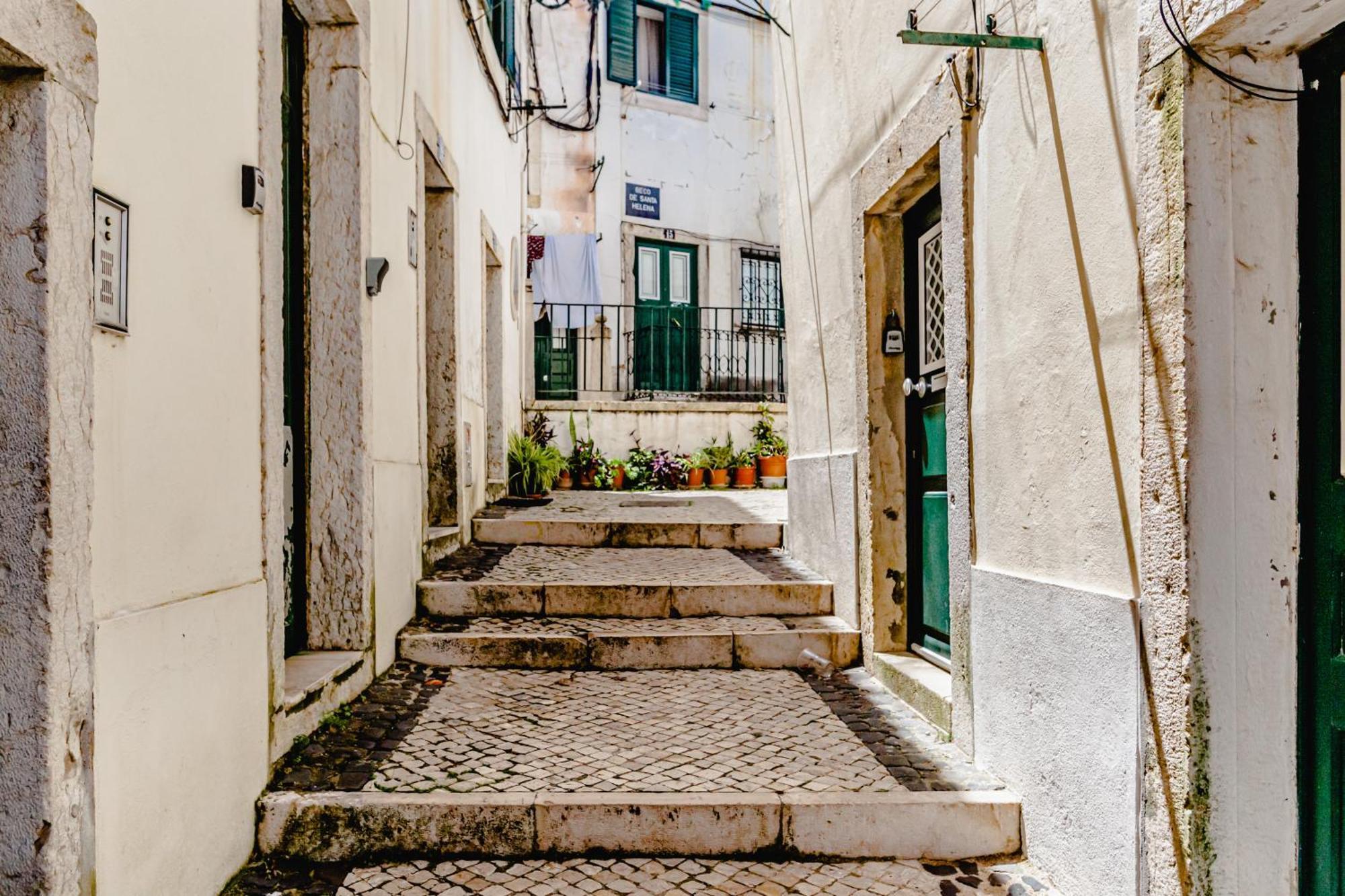 Visit Lisbon4Fun - Alfama Apartment Exterior foto